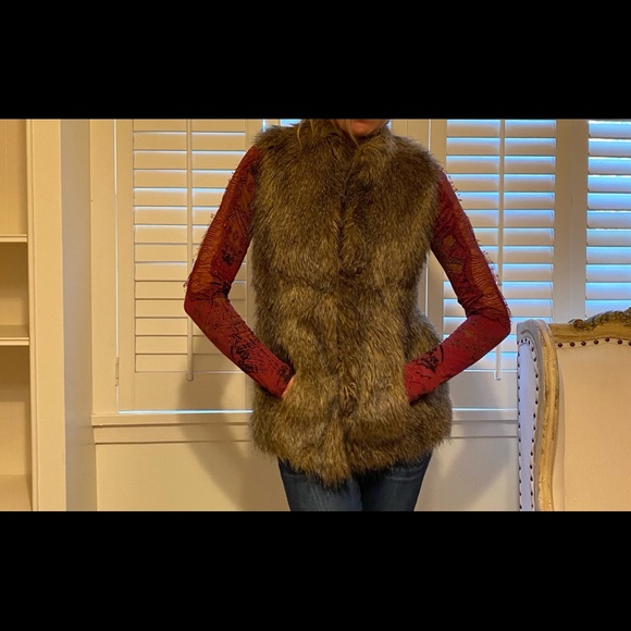 Rachel Zoe faux fur vest - Picture 2 of 10